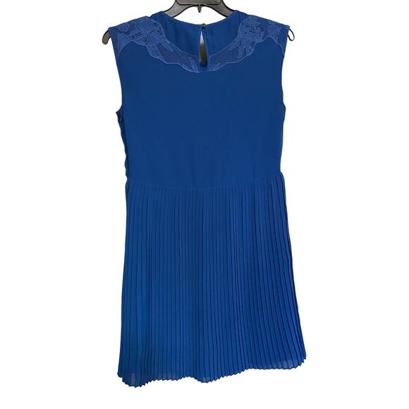 Ted Baker Dress Saskiah Blue Lace Pleated Embroidered Sleeveless Sz 4 US 10 - Picture 2 of 9